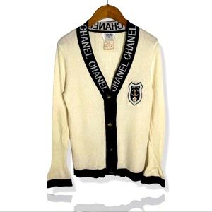 CHANEL | Sweaters | Chanel Vintage 